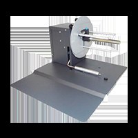 Label unwinder for C8000 with 3_ core holder